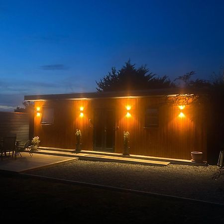 Me Old Abode Entire Garden Cabin Near The Sea Herne Bay Exterior foto